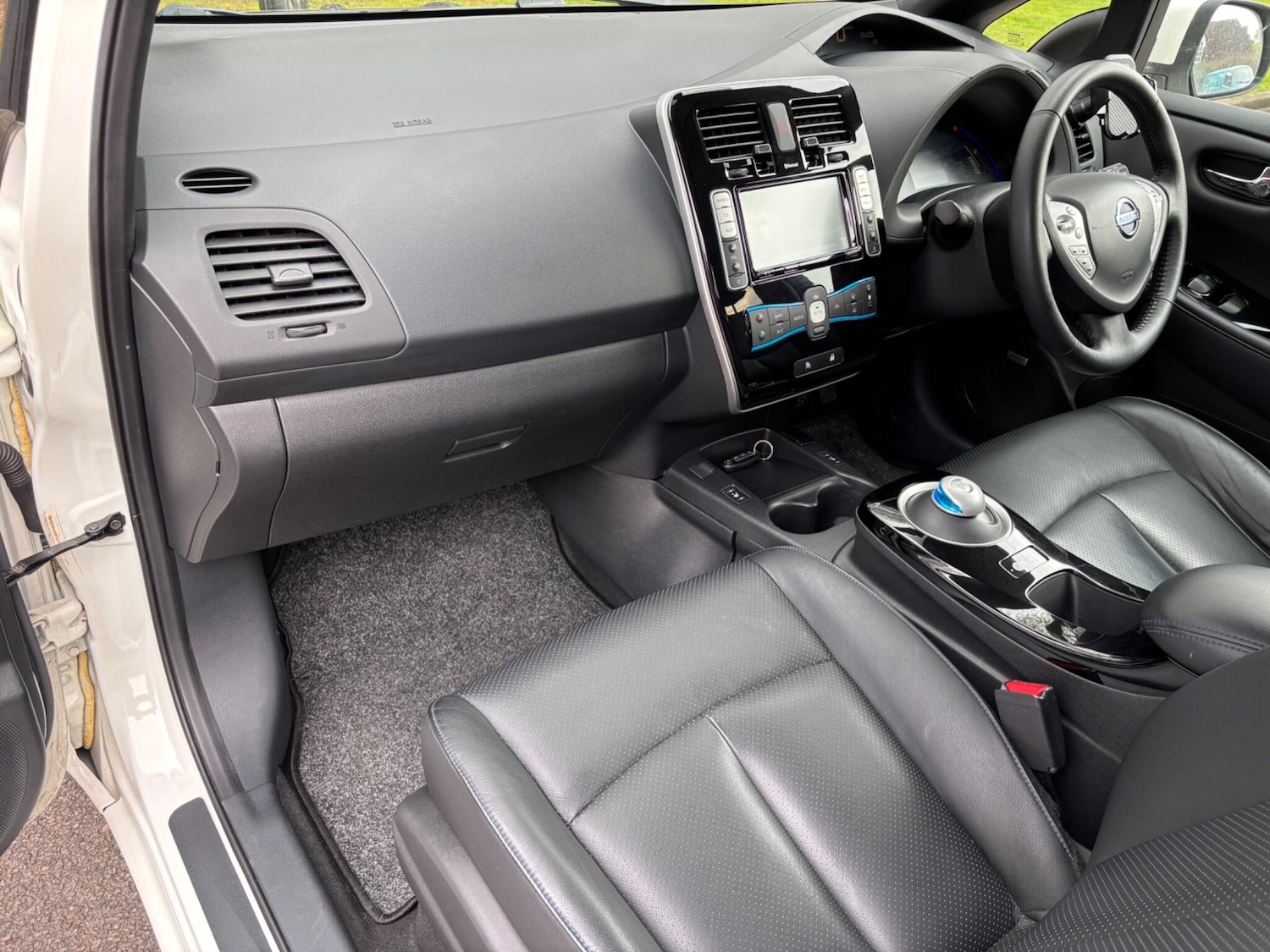 Used Nissan Leaf 2017 for sale - 78019353: Photo 6