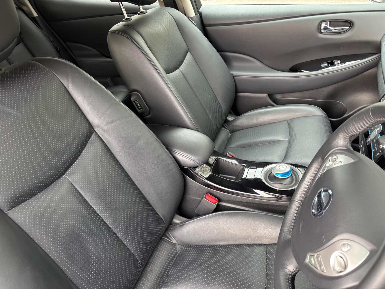 Used Nissan Leaf 2017 for sale - 78019353: Photo 8