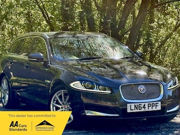 Used Jaguar XF 2014 for sale - 78448531: Photo