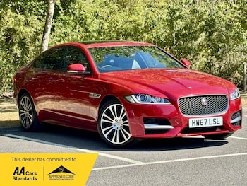 Used Jaguar XF 2017 for sale - 79471648: Photo