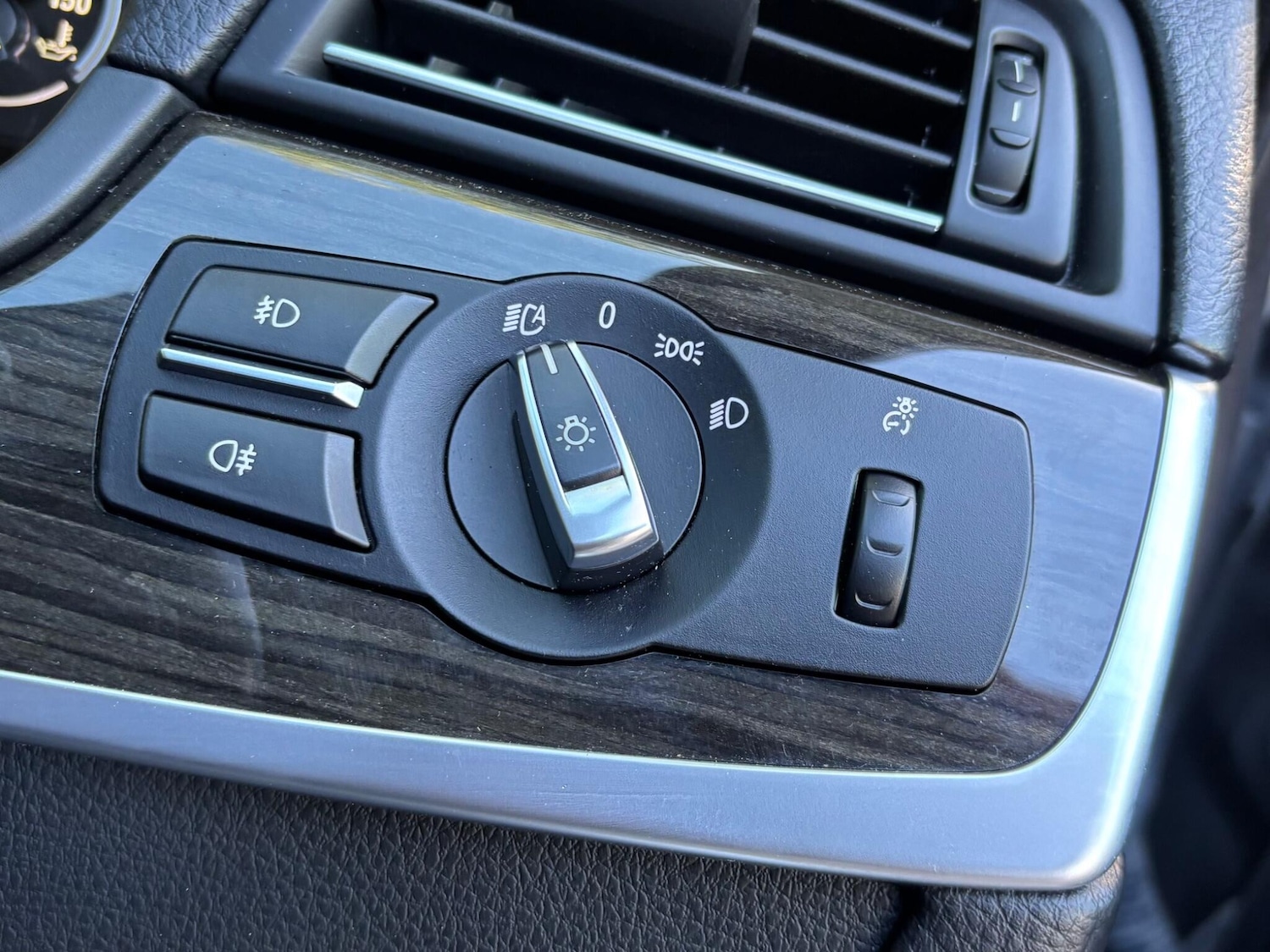 Used BMW 5 Series 2014 for sale - 76531617: Photo 51