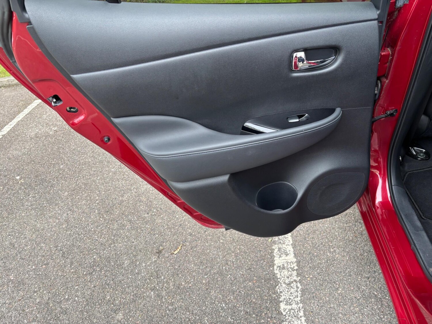 Used Nissan Leaf 2016 for sale - 78063022: Photo 24