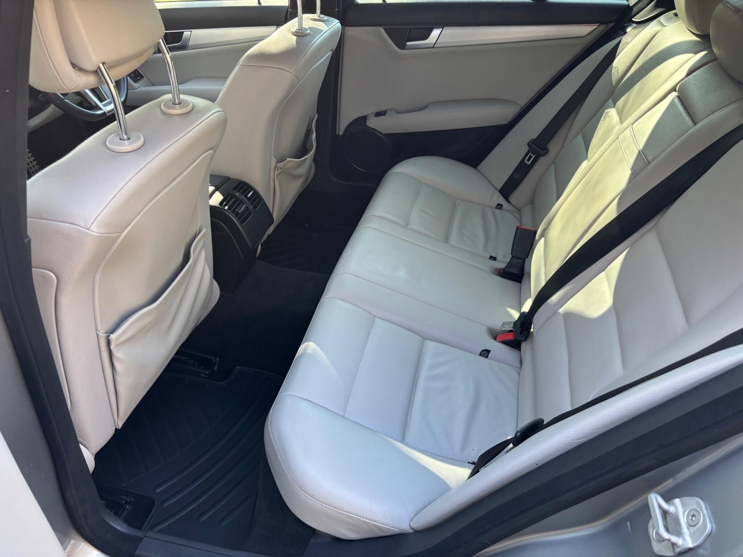 Used Mercedes-Benz C Class for sale - 77957422: Photo 11