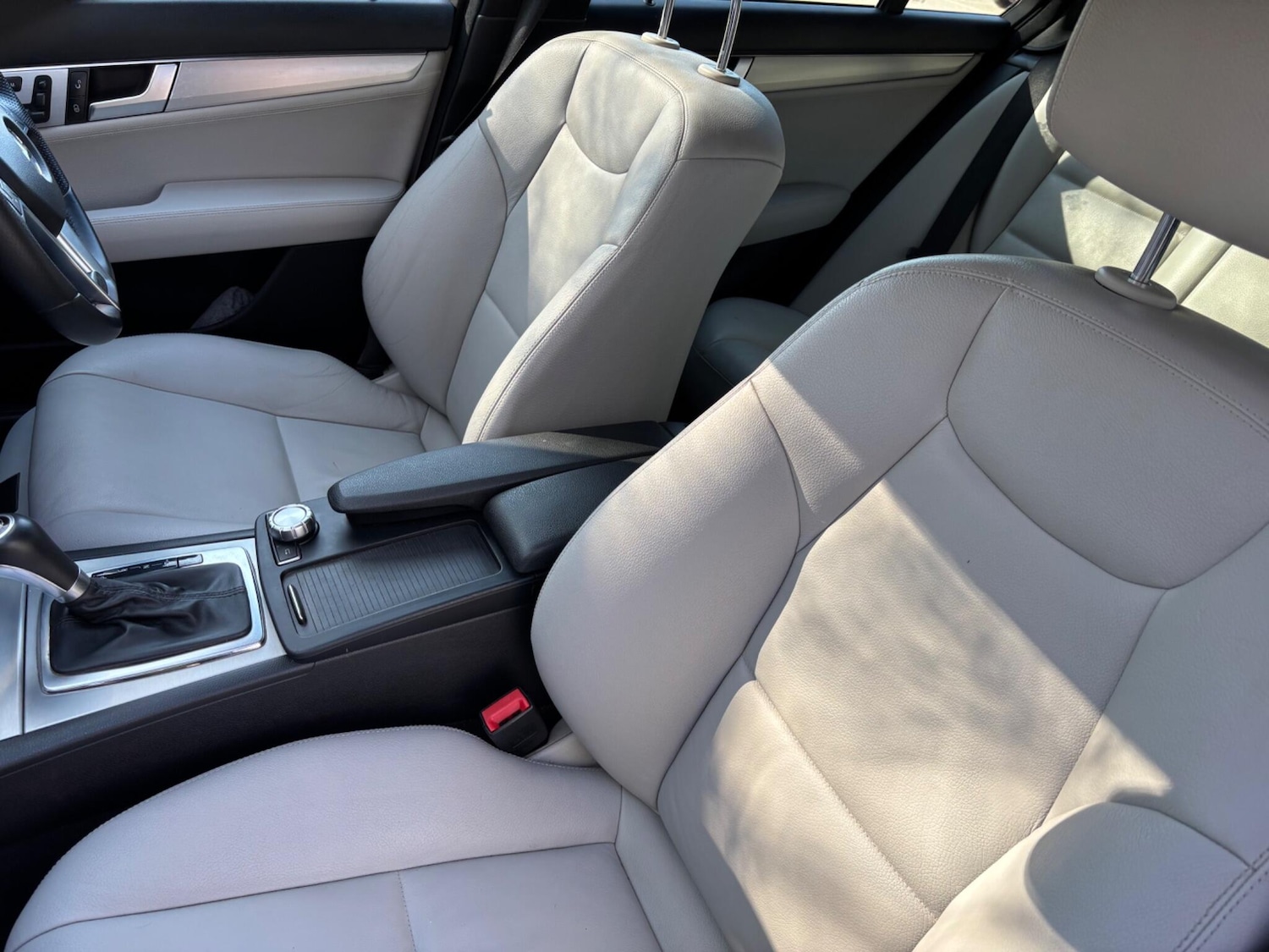 Used Mercedes-Benz C Class for sale - 77957422: Photo 8