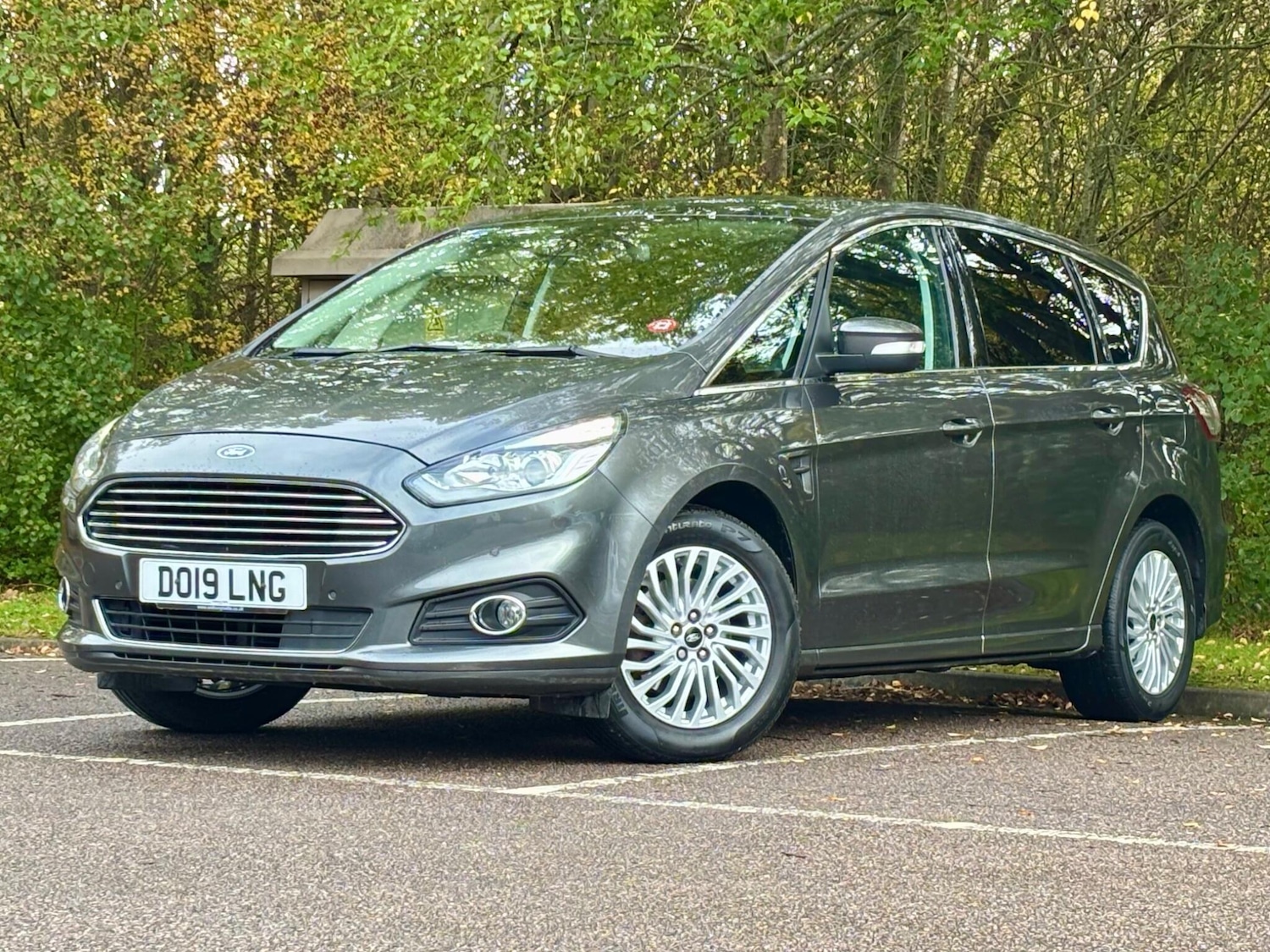 Used Ford S-Max 2019 for sale - 76531626: Photo 2