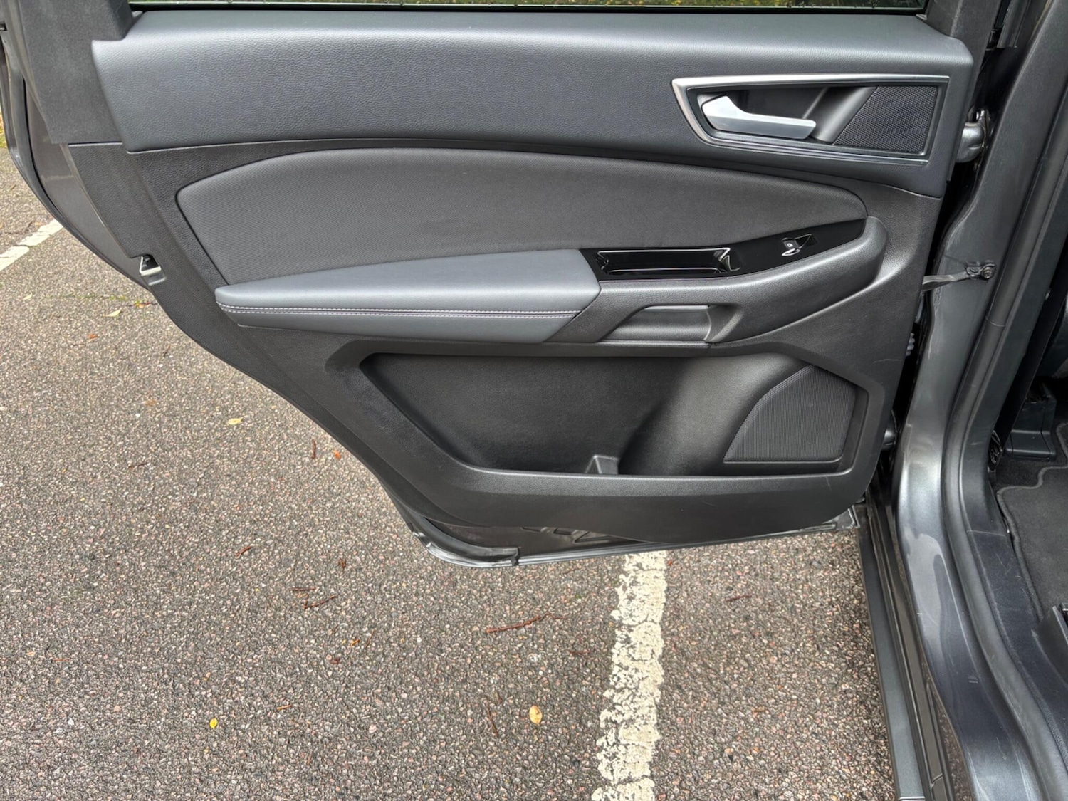 Used Ford S-Max 2019 for sale - 76531626: Photo 27