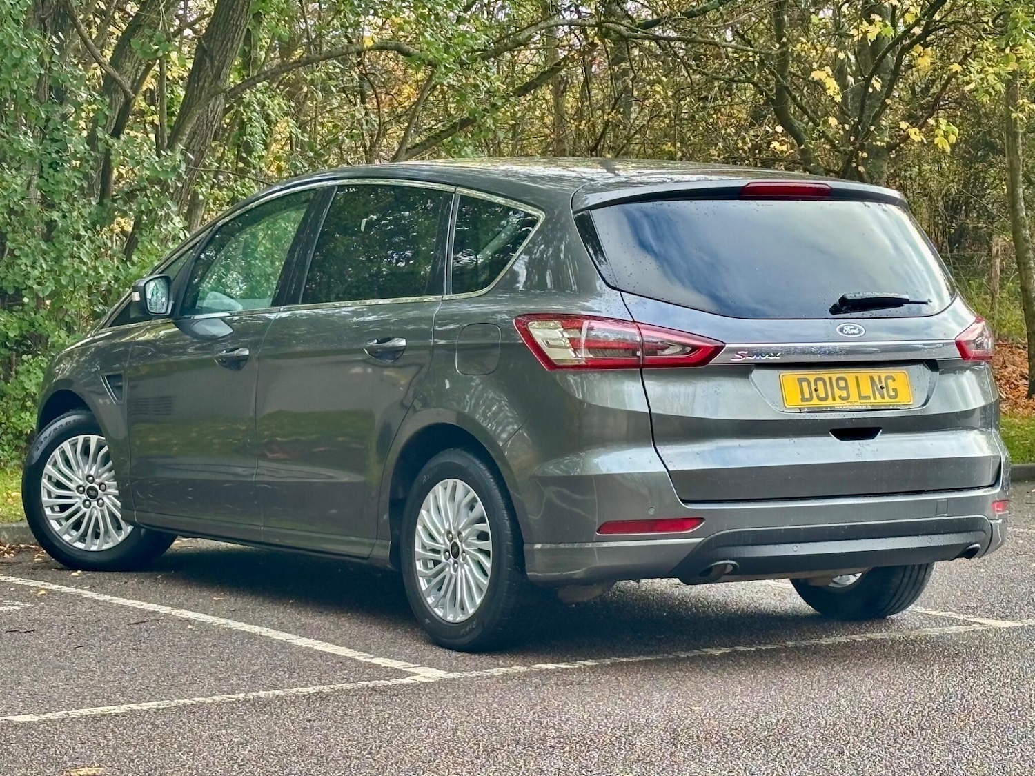 Used Ford S-Max 2019 for sale - 76531626: Photo 4