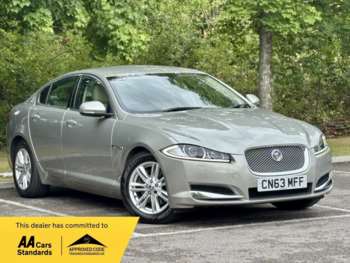 2013 (63) - 3.0d V6 Luxury Auto Euro 5 (s/s) 4dr