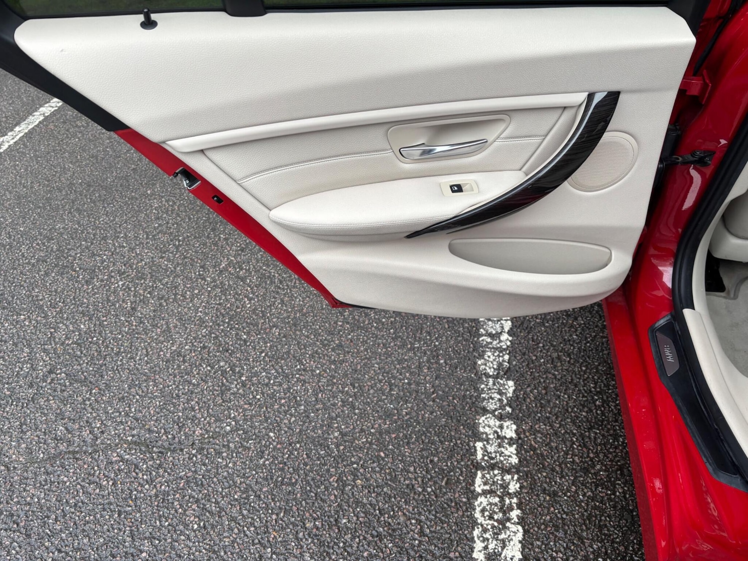 Used BMW 3 Series 2014 for sale - 77633926: Photo 29