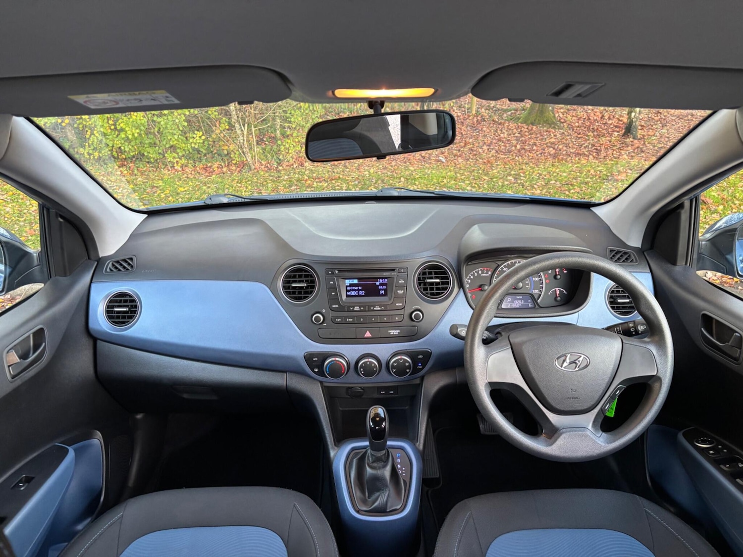 Used Hyundai i10 2016 for sale - 76823795: Photo 3