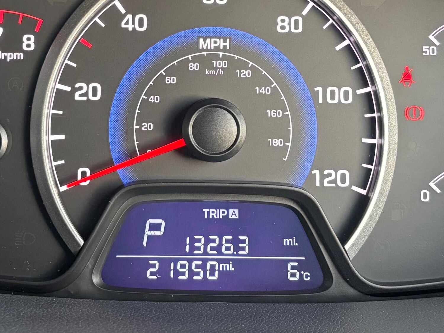 Used Hyundai i10 2016 for sale - 76823795: Photo 39