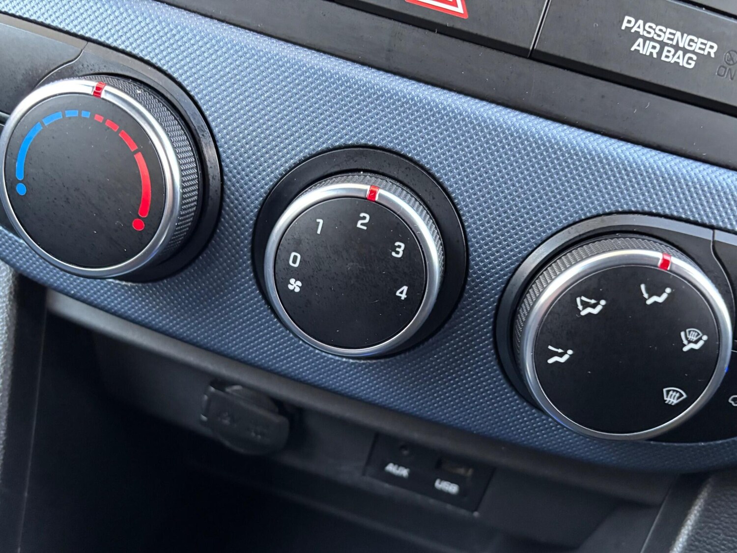 Used Hyundai i10 2016 for sale - 76823795: Photo 41