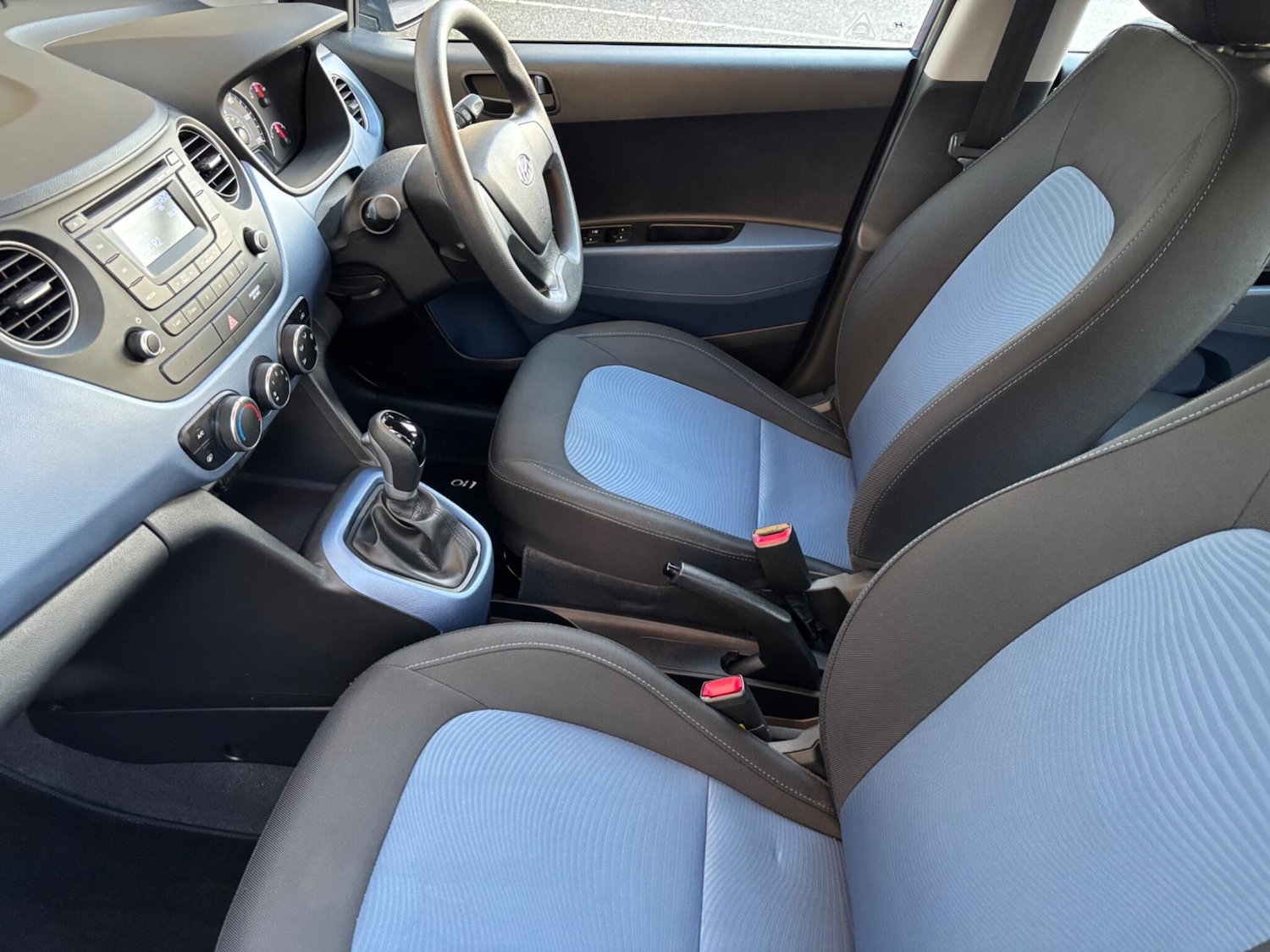 Used Hyundai i10 2016 for sale - 76823795: Photo 7