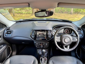 Used Jeep Compass 2018 for sale - 79062718: Photo
