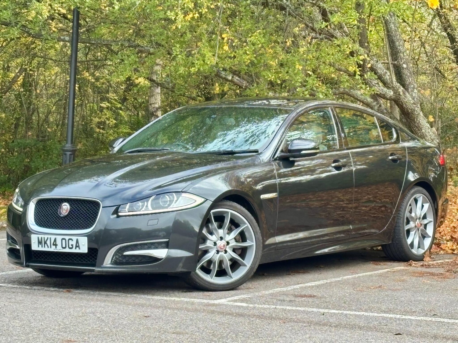 Used Jaguar XF 2014 for sale - 76531632: Photo 2