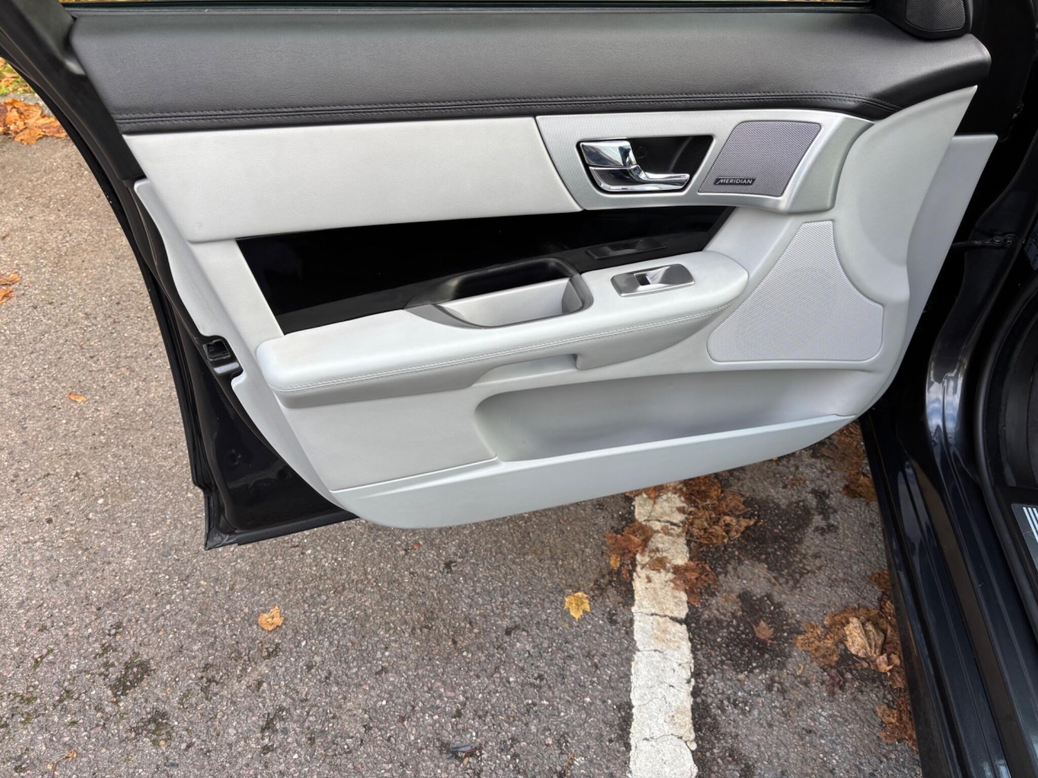 Used Jaguar XF 2014 for sale - 76531632: Photo 25