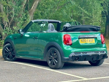 Used MINI Convertible 2024 for sale - 79328938: Photo