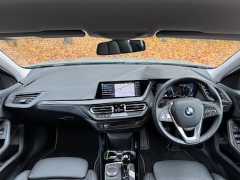 Used BMW 1 Series 2021 for sale - 76377412: Photo