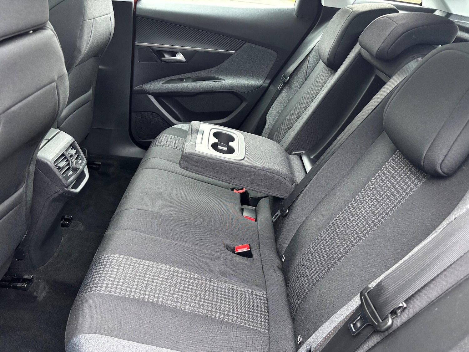 Used Peugeot 3008 2017 for sale - 77175819: Photo 11