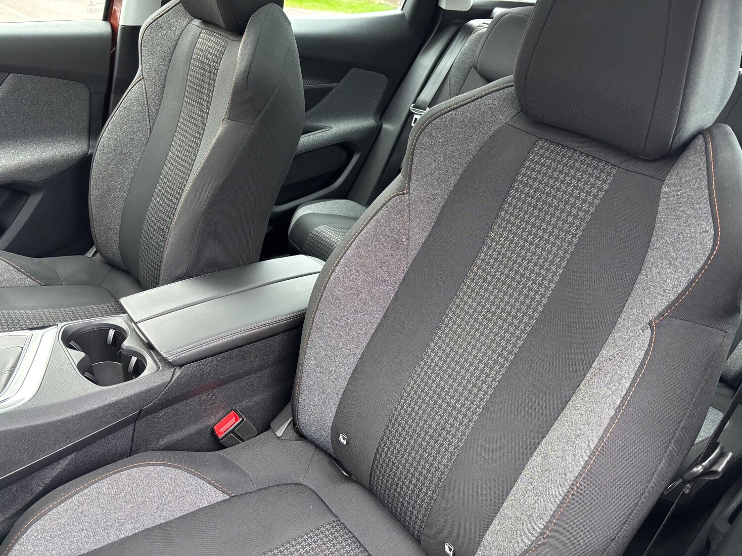 Used Peugeot 3008 2017 for sale - 77175819: Photo 8