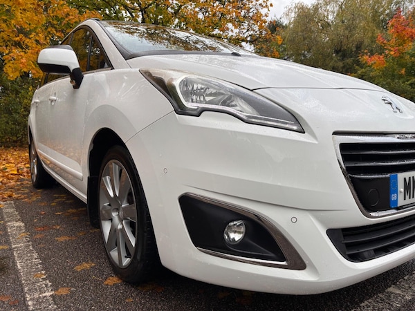 Used Peugeot 5008 2015 for sale - 76314871: Photo 19
