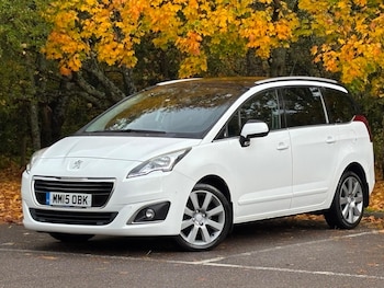 Used Peugeot 5008 2015 for sale - 76314871: Photo 2