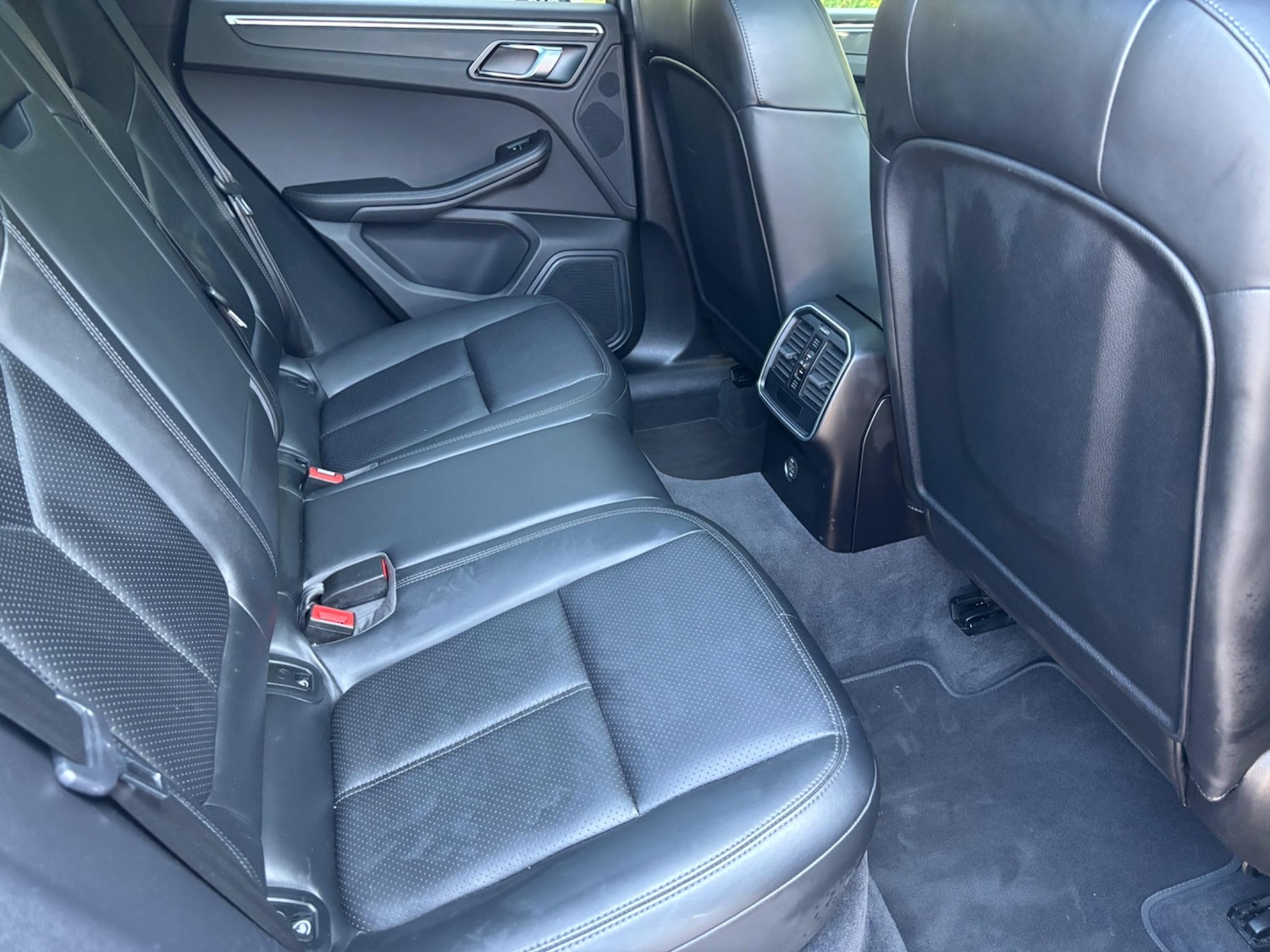 Used Porsche Macan 2019 for sale - 76531624: Photo 16