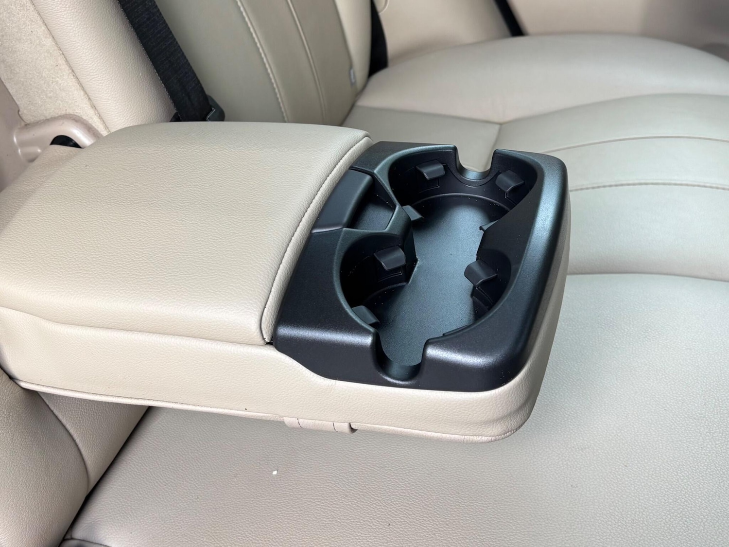 Used Land Rover Freelander 2011 for sale - 76989997: Photo 14