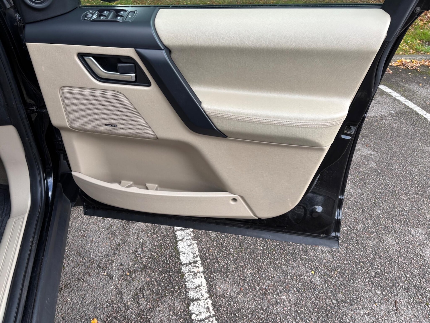 Used Land Rover Freelander 2011 for sale - 76989997: Photo 38