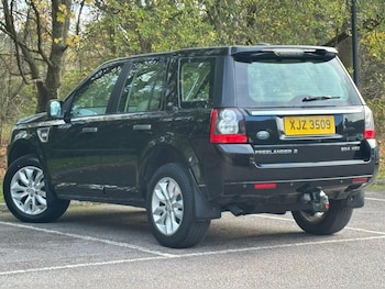 Used Land Rover Freelander 2011 for sale - 76989997: Photo