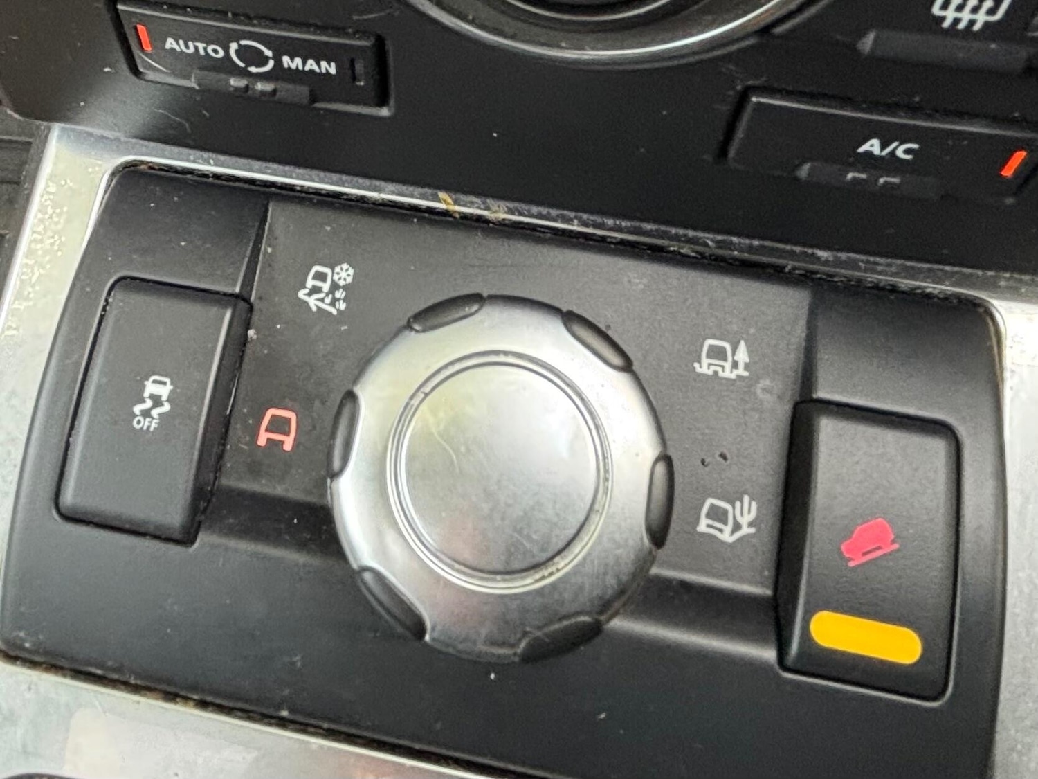 Used Land Rover Freelander 2011 for sale - 76989997: Photo 50