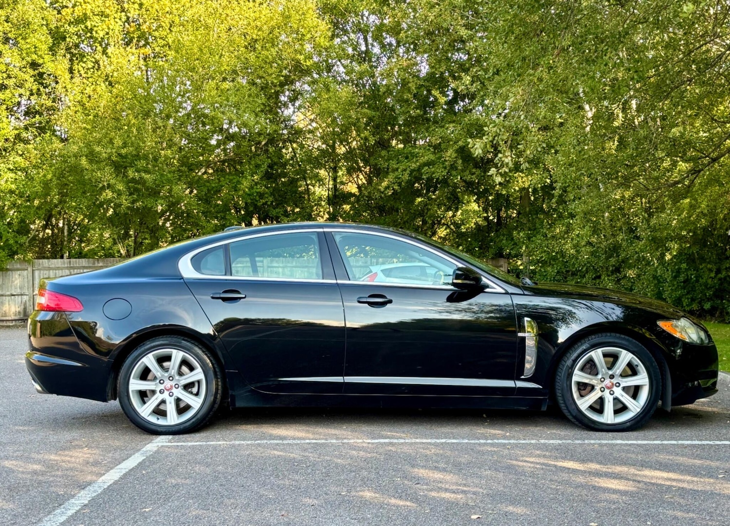 Used Jaguar XF 2010 for sale - 76094897: Photo 15
