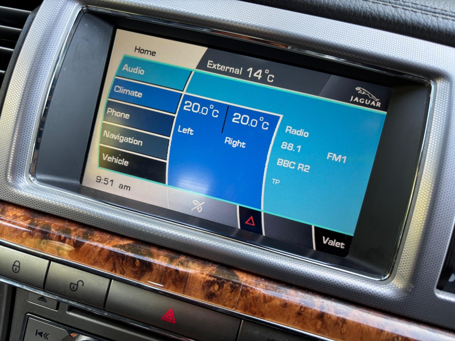 Used Jaguar XF 2010 for sale - 76094897: Photo 43