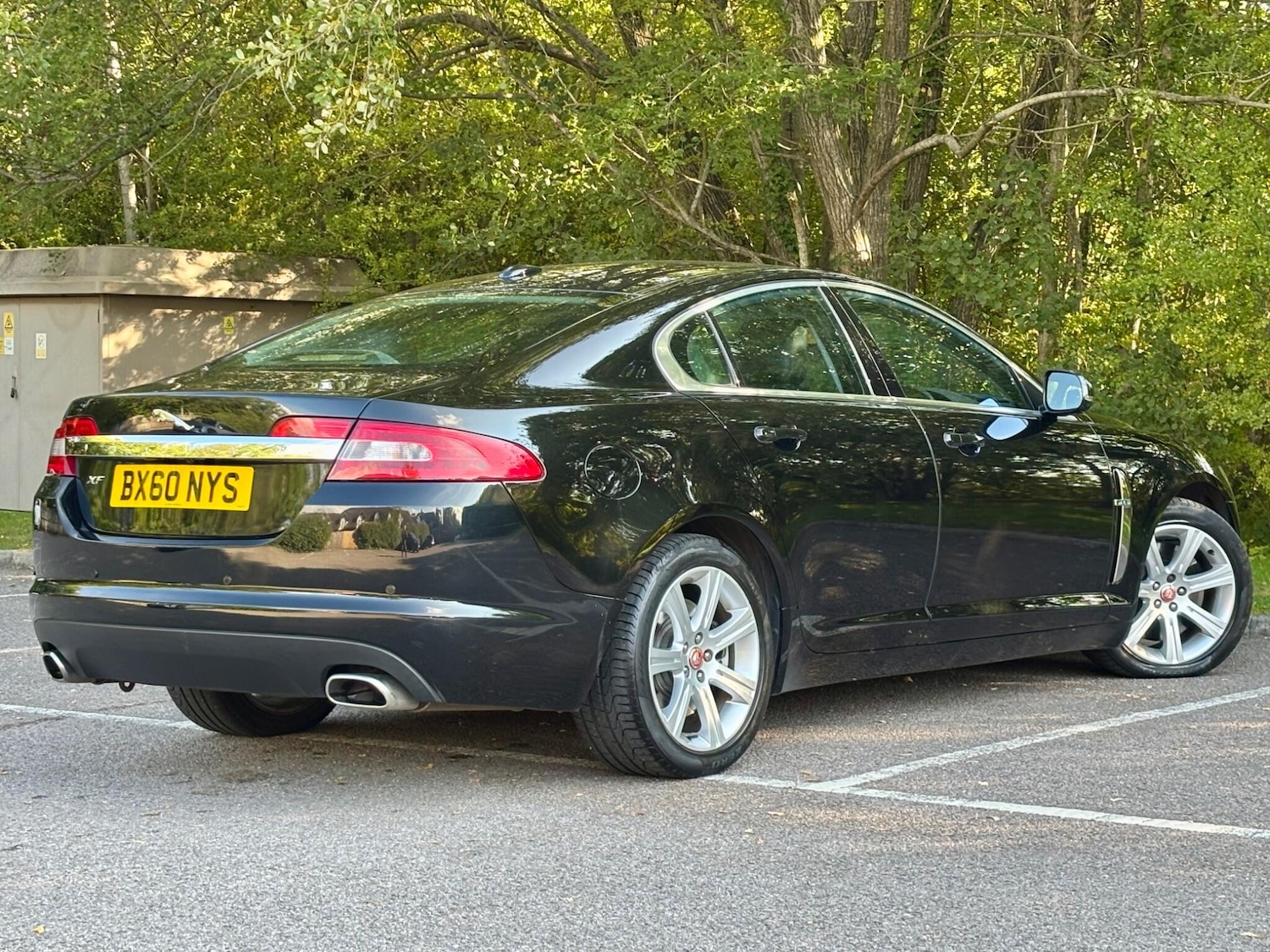 Used Jaguar XF 2010 for sale - 76094897: Photo 5