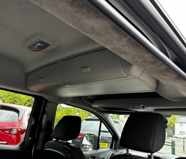 Used Ford Grand Tourneo Connect 2015 for sale - 76318133: Photo 16