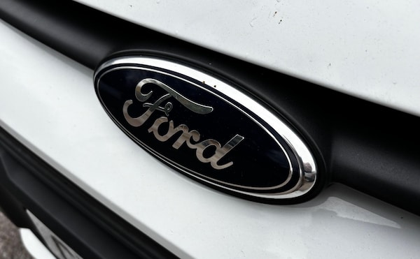 Used Ford Grand Tourneo Connect 2015 for sale - 76318133: Photo 28