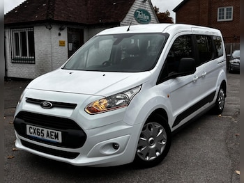 Used Ford Grand Tourneo Connect 2015 for sale - 76318133: Photo 3