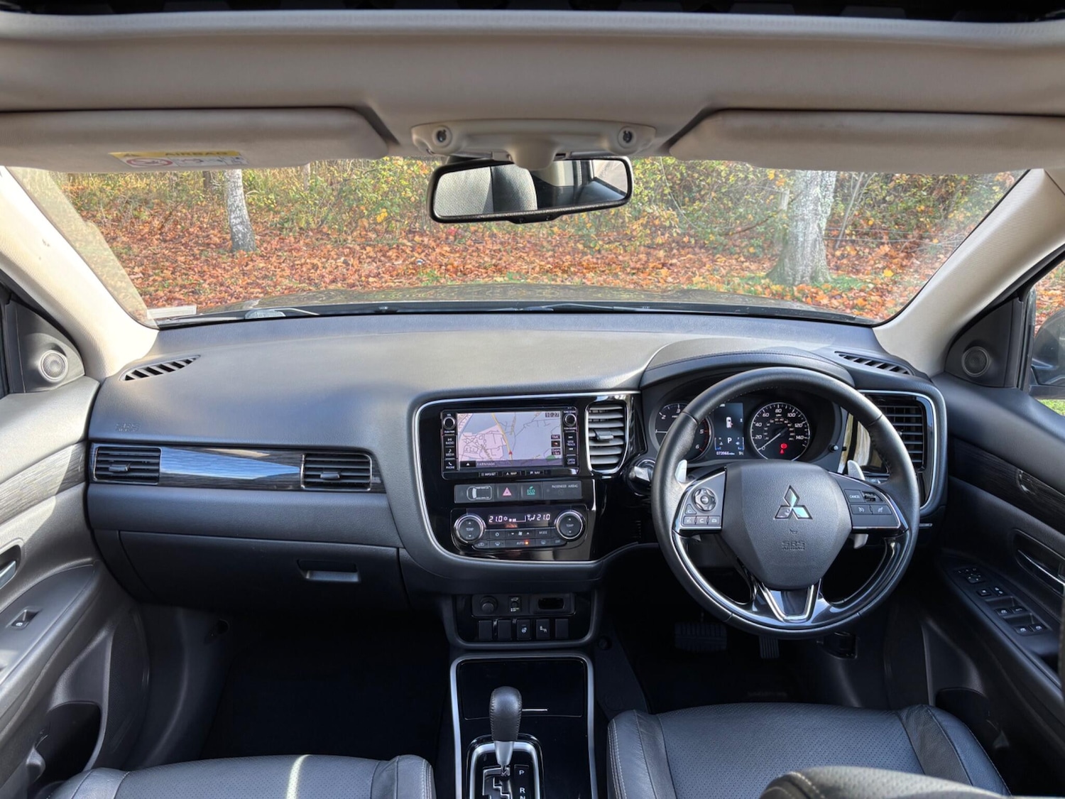 Used Mitsubishi Outlander 2017 for sale - 76531622: Photo 3