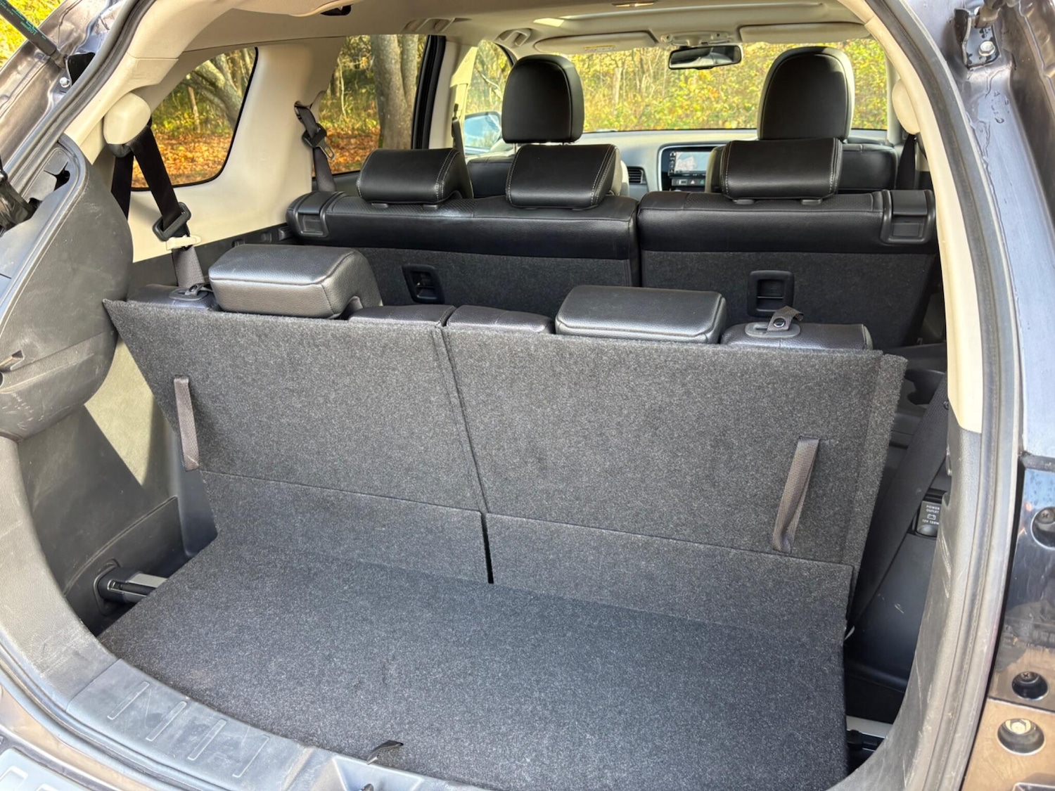 Used Mitsubishi Outlander 2017 for sale - 76531622: Photo 38