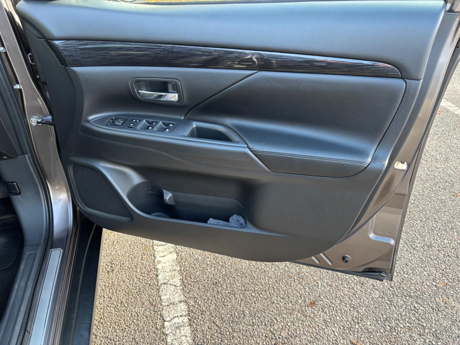 Used Mitsubishi Outlander 2017 for sale - 76531622: Photo 41