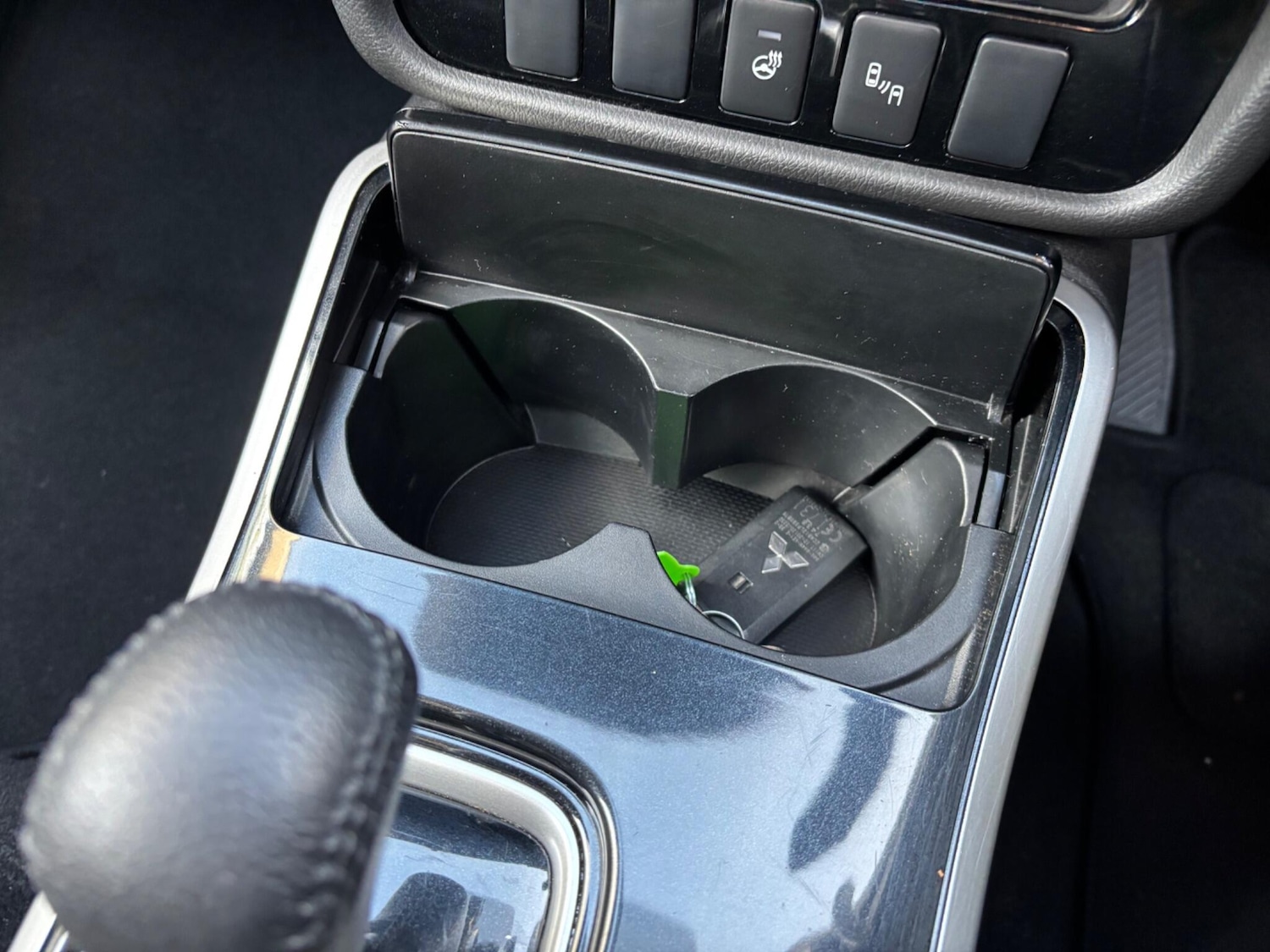 Used Mitsubishi Outlander 2017 for sale - 76531622: Photo 50