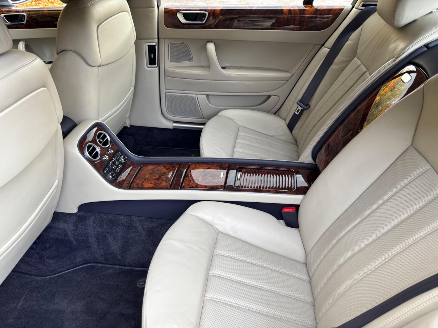 Used Bentley Continental 2006 for sale - 76337299: Photo 13