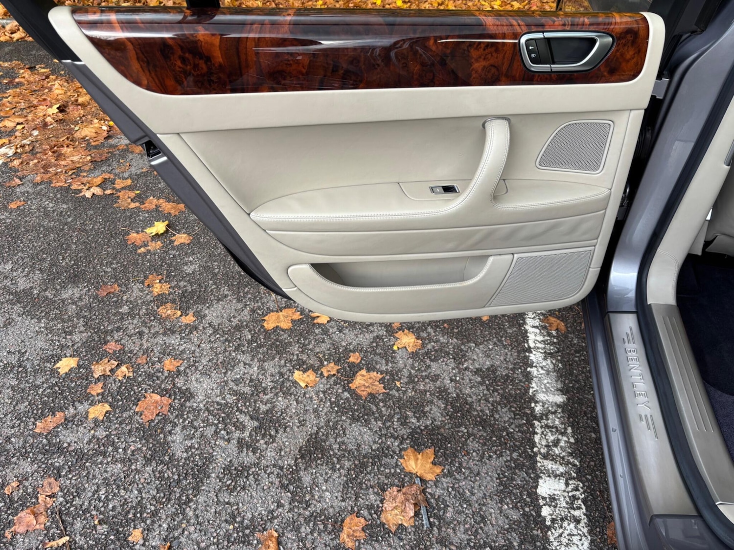 Used Bentley Continental 2006 for sale - 76337299: Photo 31