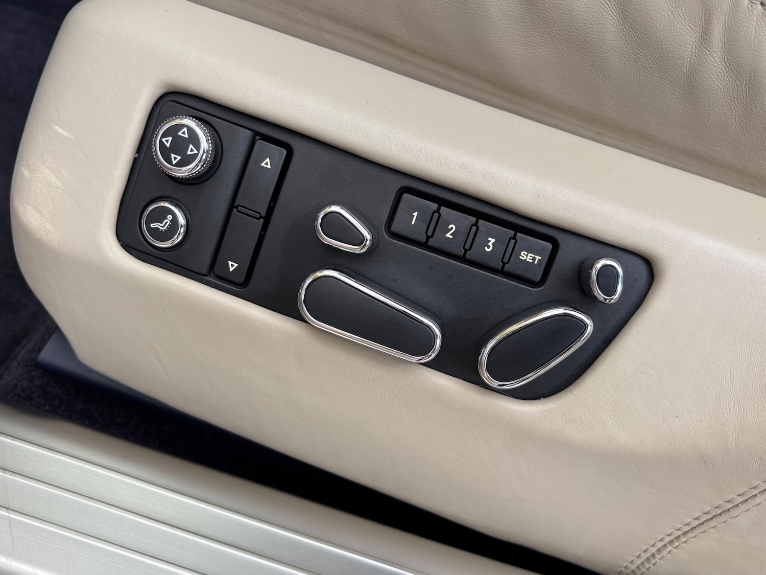 Used Bentley Continental 2006 for sale - 76337299: Photo 8