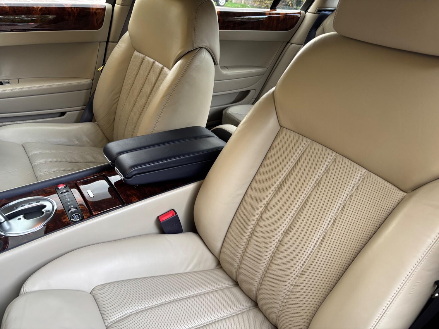 Used Bentley Continental 2006 for sale - 76337299: Photo 9