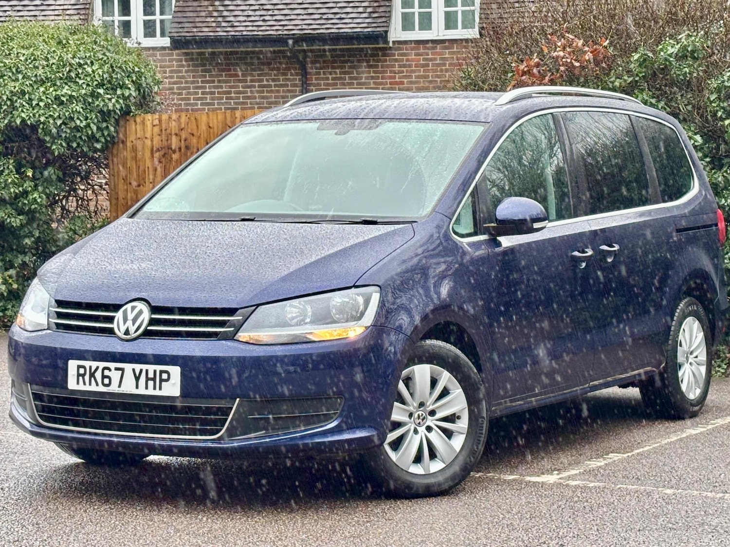 Used Volkswagen Sharan 2017 for sale - 77290966: Photo 2