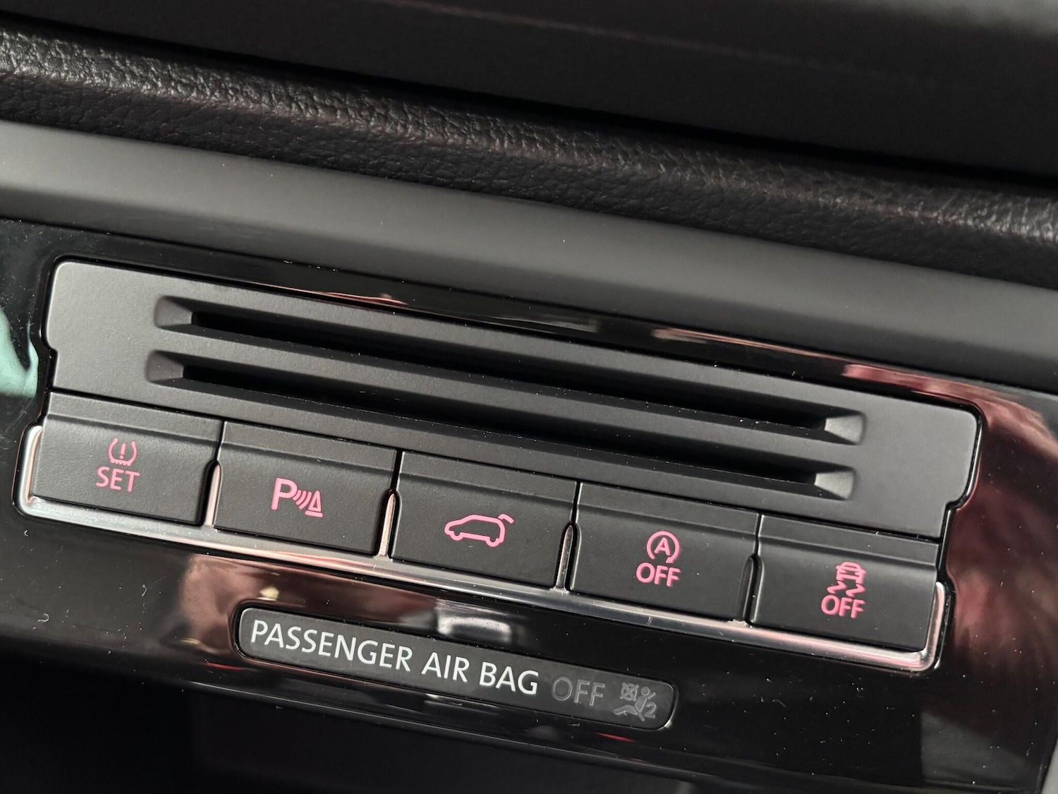 Used Volkswagen Sharan 2017 for sale - 77290966: Photo 47