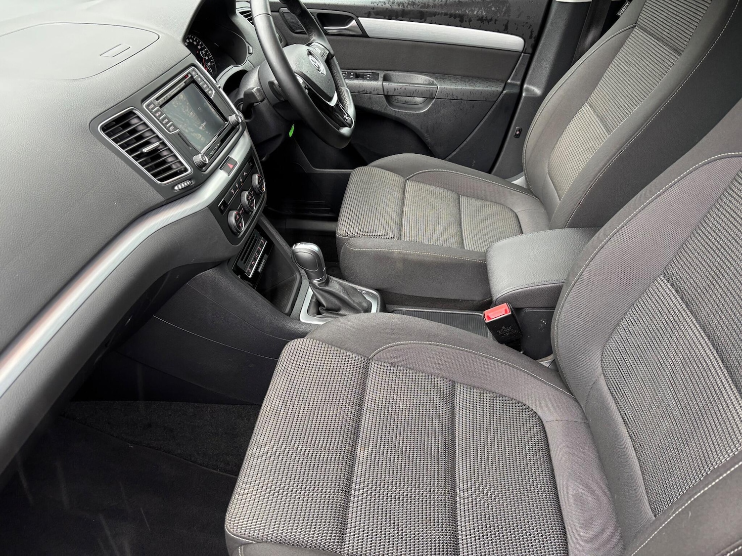 Used Volkswagen Sharan 2017 for sale - 77290966: Photo 6