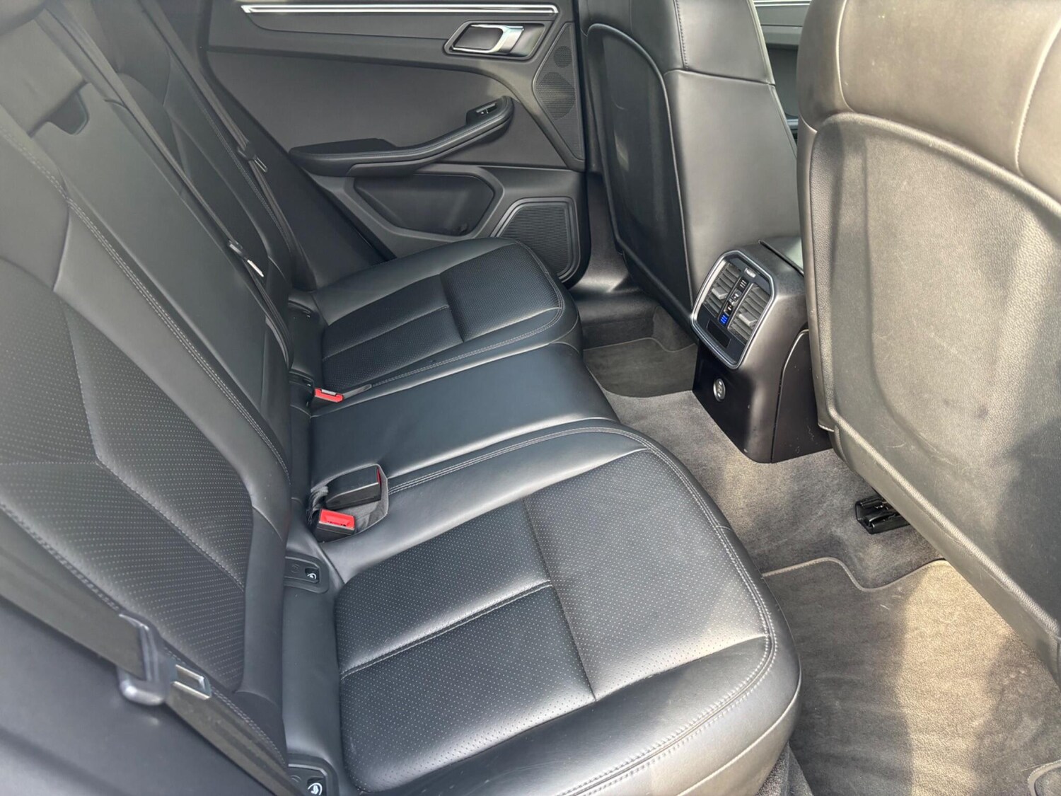 Used Porsche Macan for sale - 77752947: Photo 17