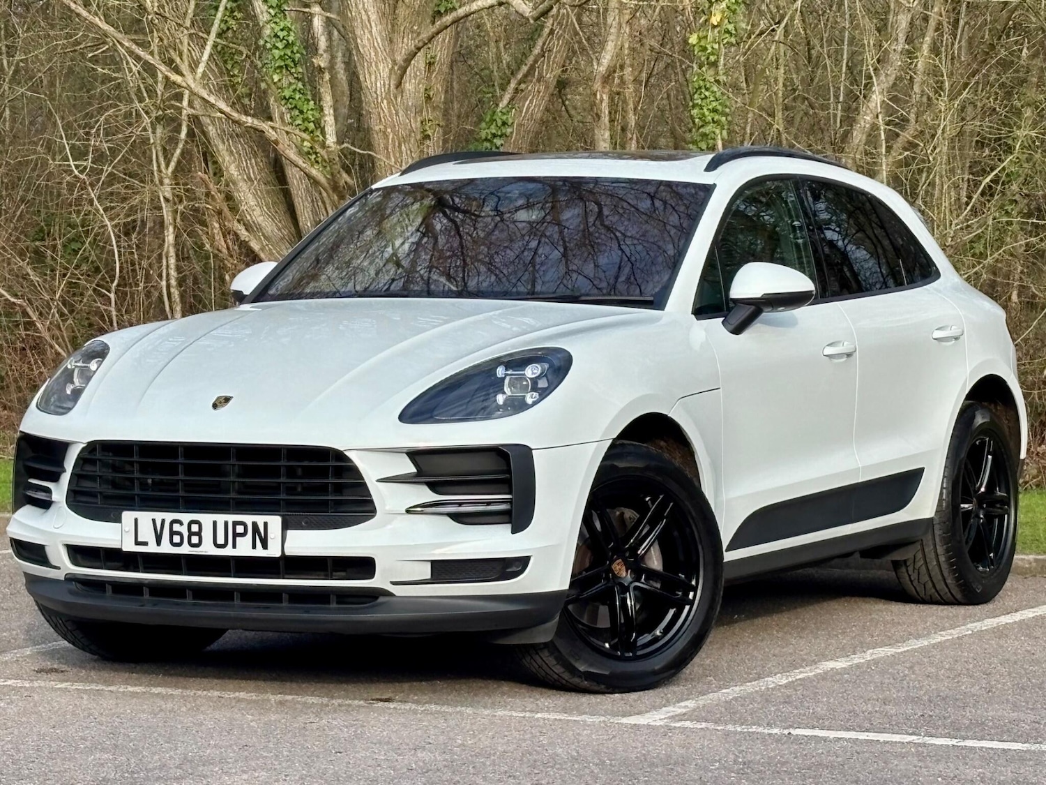 Used Porsche Macan for sale - 77752947: Photo 2